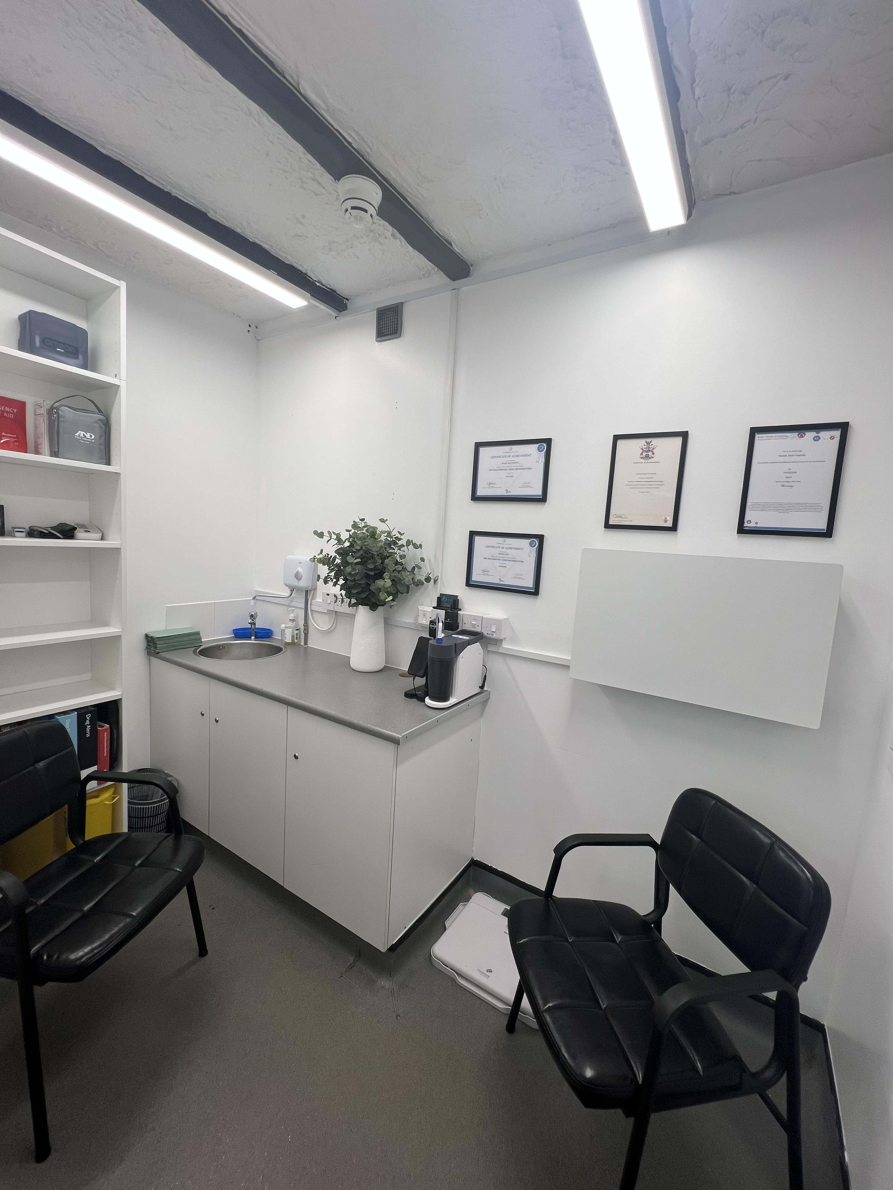 South Oxford Travel Clinic Interior